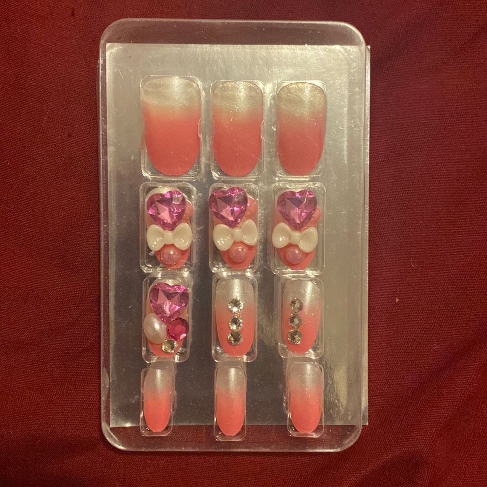 Pretty Pink Press ons